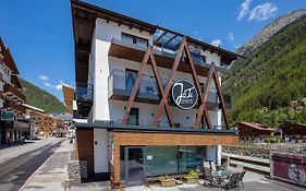 Haus Fender